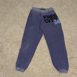 Free city Joggers size medium